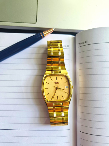 Rare vintage seiko quartz - seiko, gold