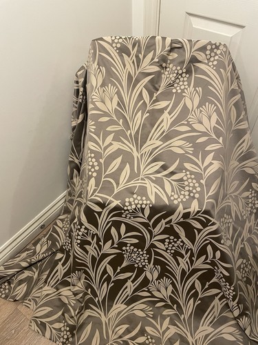 Dorma taupe mink leaf pattern - taupe/,