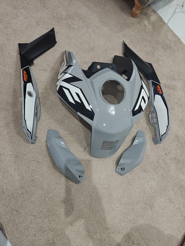 Genuine ktm tank cover - genuine,