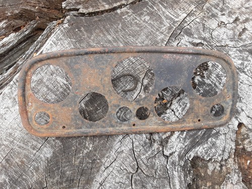 Austin seven dash panel ruby - 7,