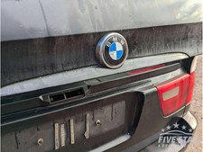 BMW X5 Tailgate Number Plate