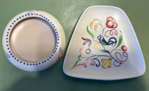 Poole pottery traditional dish - pottery,