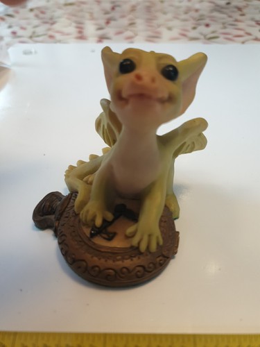 Pocket dragon figurine making - pocket,