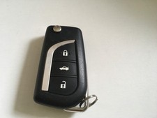toyota 3 button key fob