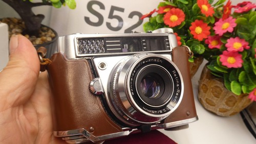 Vintage photographic camera - photographic,