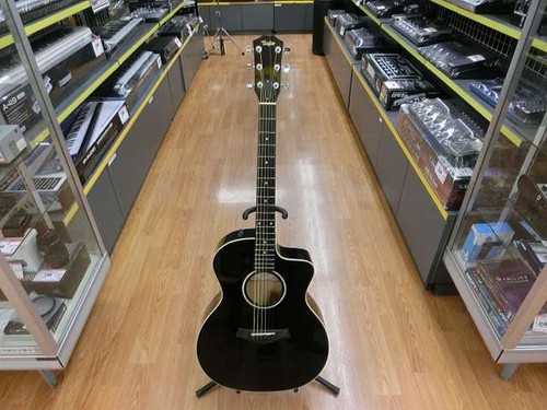 Taylor 214ce electric acoustic - electric,