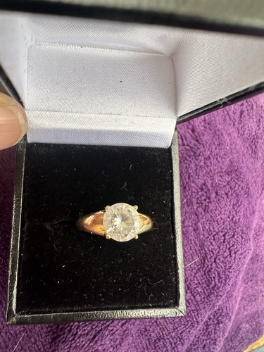 Carat yellow gold - carat,