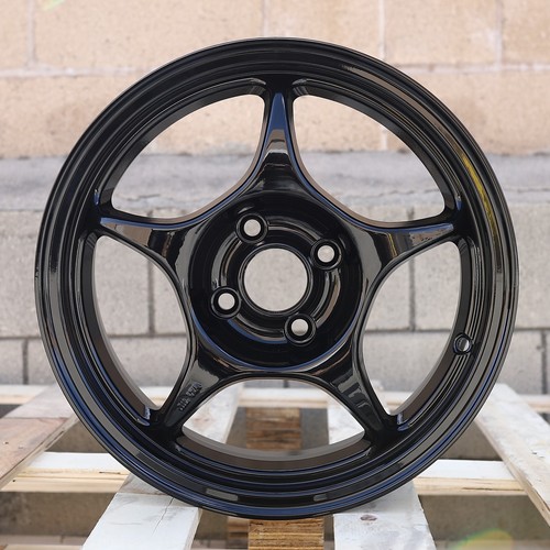 15x7 et35 gloss black - gloss,