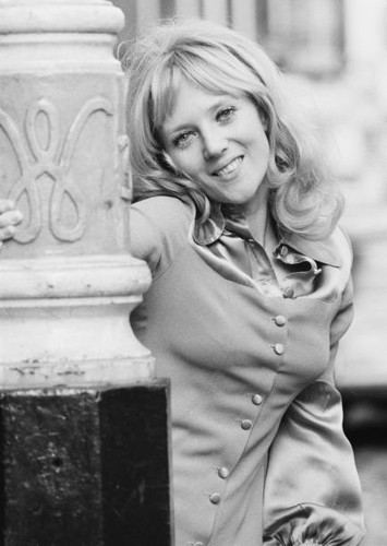 English actress julia foster - english,