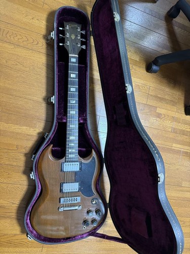 Gibson electric guitar - gibson,