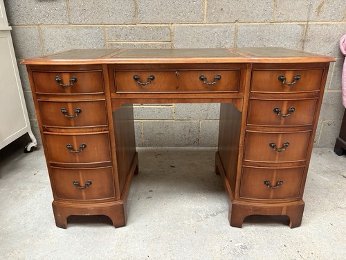 Bevan funnell reprodux desk - reprodux,