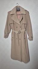 VINTAGE May Of London Wool
