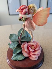 Border Fine Arts Studio Flower