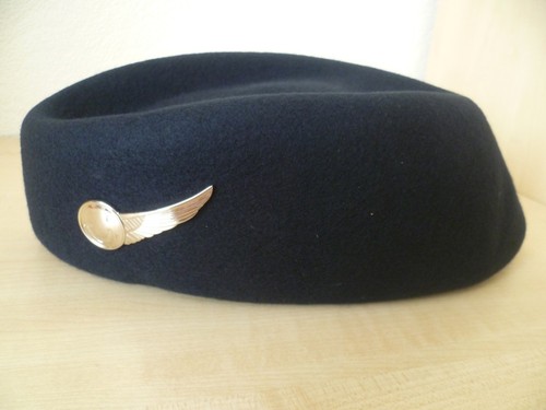 New tui cabin crew hat - new,