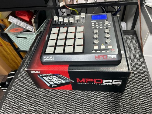 Akai mpd26 usb midi - mpd26, usb/midi