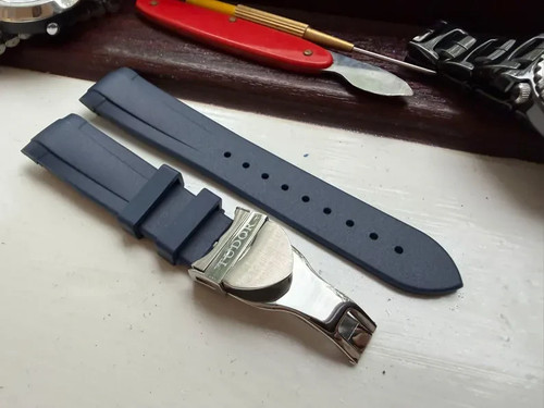 Tudor oyster strap - blue, rubber