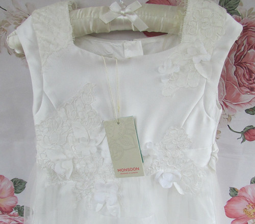 Monsoon bnwt ivory lace - ivory,