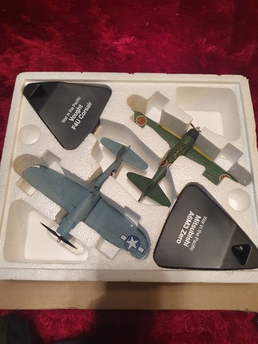 Atlas scale vought f4u - atlas,