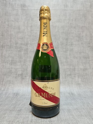 Mumm dummy champagne empty - mumm,