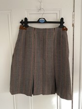 DAKS SHORT BOX PLEATED SKIRT