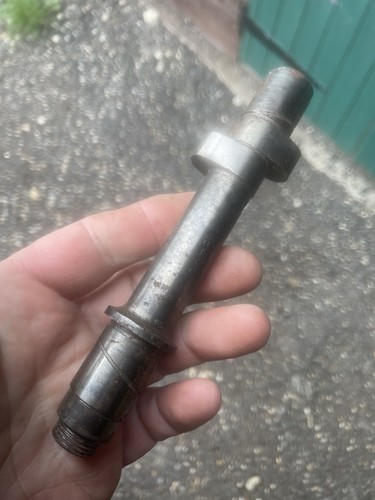 Triumph e4997 camshaft nos - camshaft,