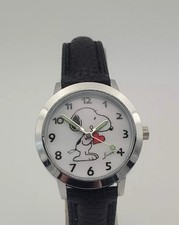 Snoopy Wrist Watch Peanuts Cartoon Snoopy With Red Heart