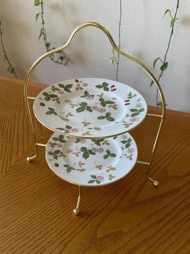 Wedgwood wild strawberry cake - wedgwood,