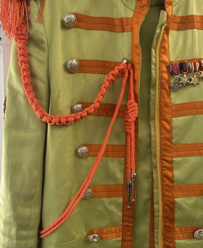 Beatles sgt pepper costume - sgt,