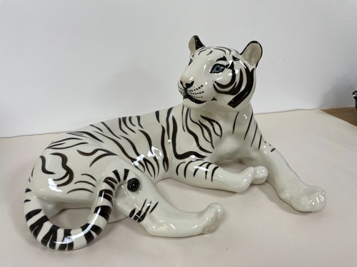 Lomonosov large white tiger - large,