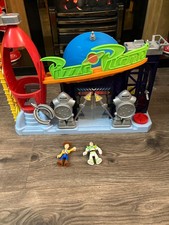 Toy story pizza planet playset-mattel/Disney pixar with buzz and woody