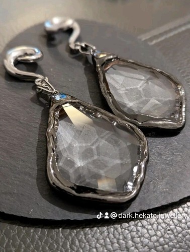 Ear weights bevelled - ear, crystal