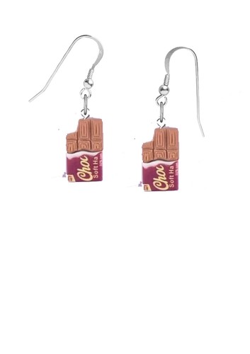 Milk chocolate bar charm - chocolate, on