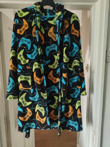 Used boys dressing - 12/13,