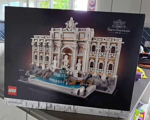 Lego architecture trevi - lego,