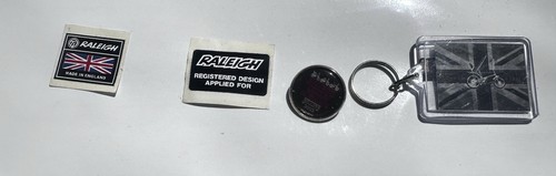Raleigh decal badge keyring - badge,