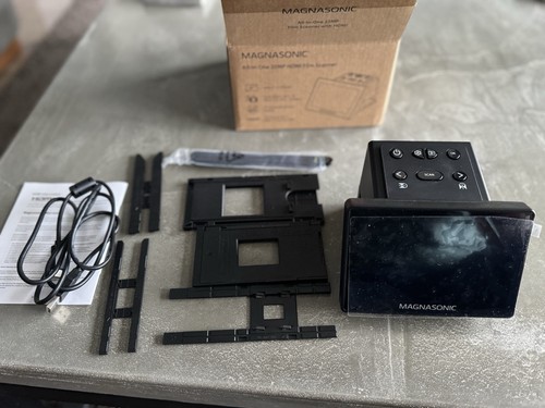 Magnasonic 25mp film scanner - 25mp,
