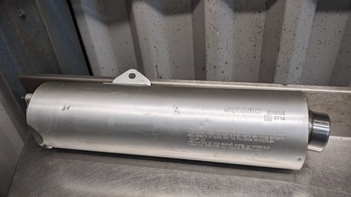 Suzuki gsxr1100w exhaust - suzuki,