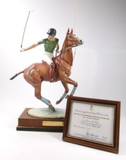 ROYAL WORCESTER HORSE H.R.H