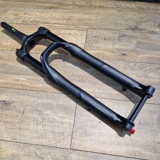 Giant Crest 34 Fork 27.5. 130mm Travel. 170mm steerer.