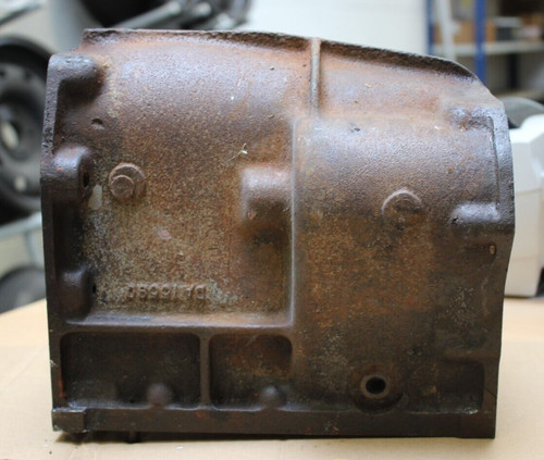 Jaguar moss gearbox casing - gearbox,