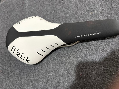 Fizik road bike - fizik, (fi'zi:k)