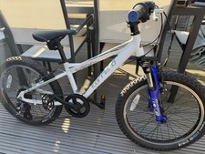 Carrera Luna 20 inch wheels