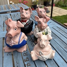 Immaculate, Original Set 5 Wade Nat West Pigs , Excellent Condition
