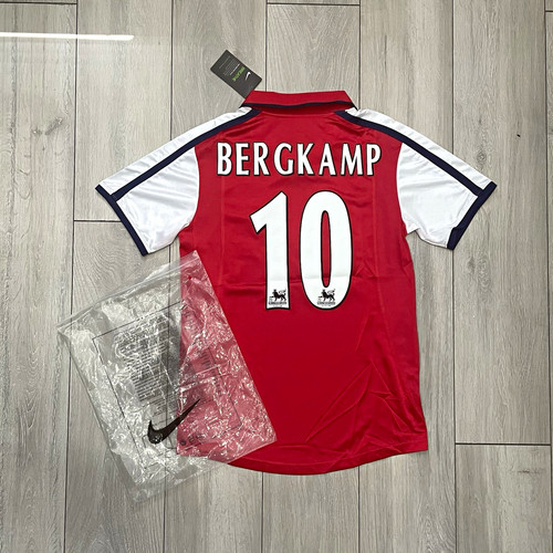 2001 bergkamp arsenal - 10,