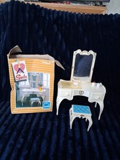 Vintage Sindy Dressing Table
