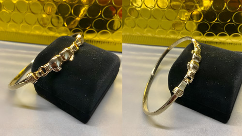 New 9ct gold - gold, boxing