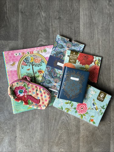 Brand new pip studio - new,