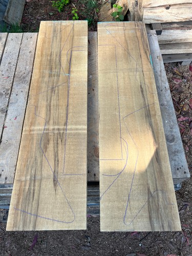 Black limba korina explorer - limba,