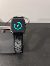 Apple Watch SE Nike 1st Generation GPS 40mm Silver Aluminium Case with Nike Band
