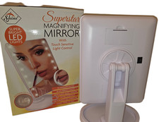 Superstar Magnifying Mirror